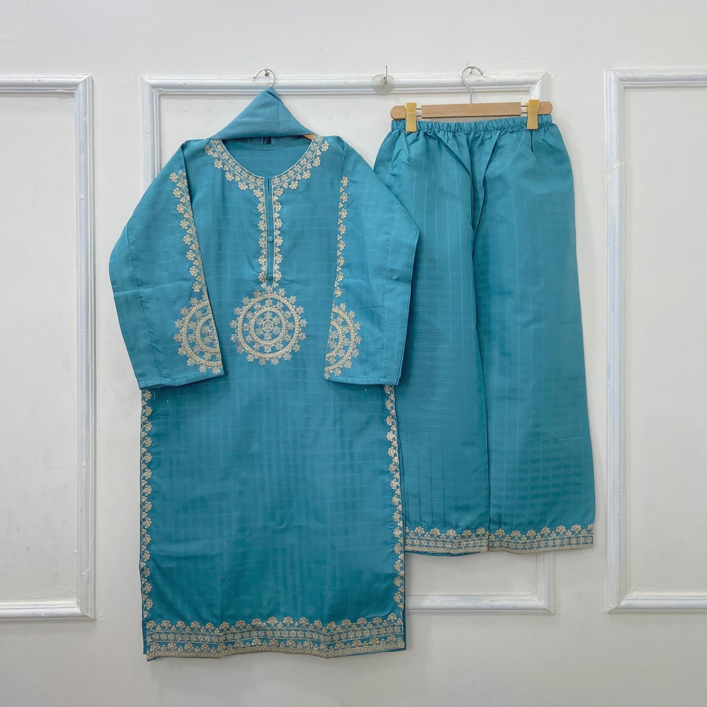 Long-Length Embroidered 3PC (Cotton) D-420