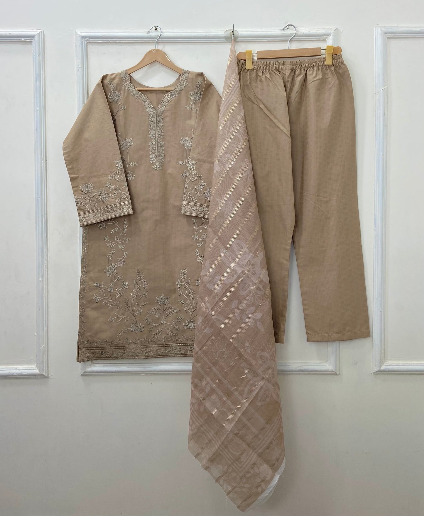 Eid Edit: Embroidered 3PC (Premium Cotton) D-434