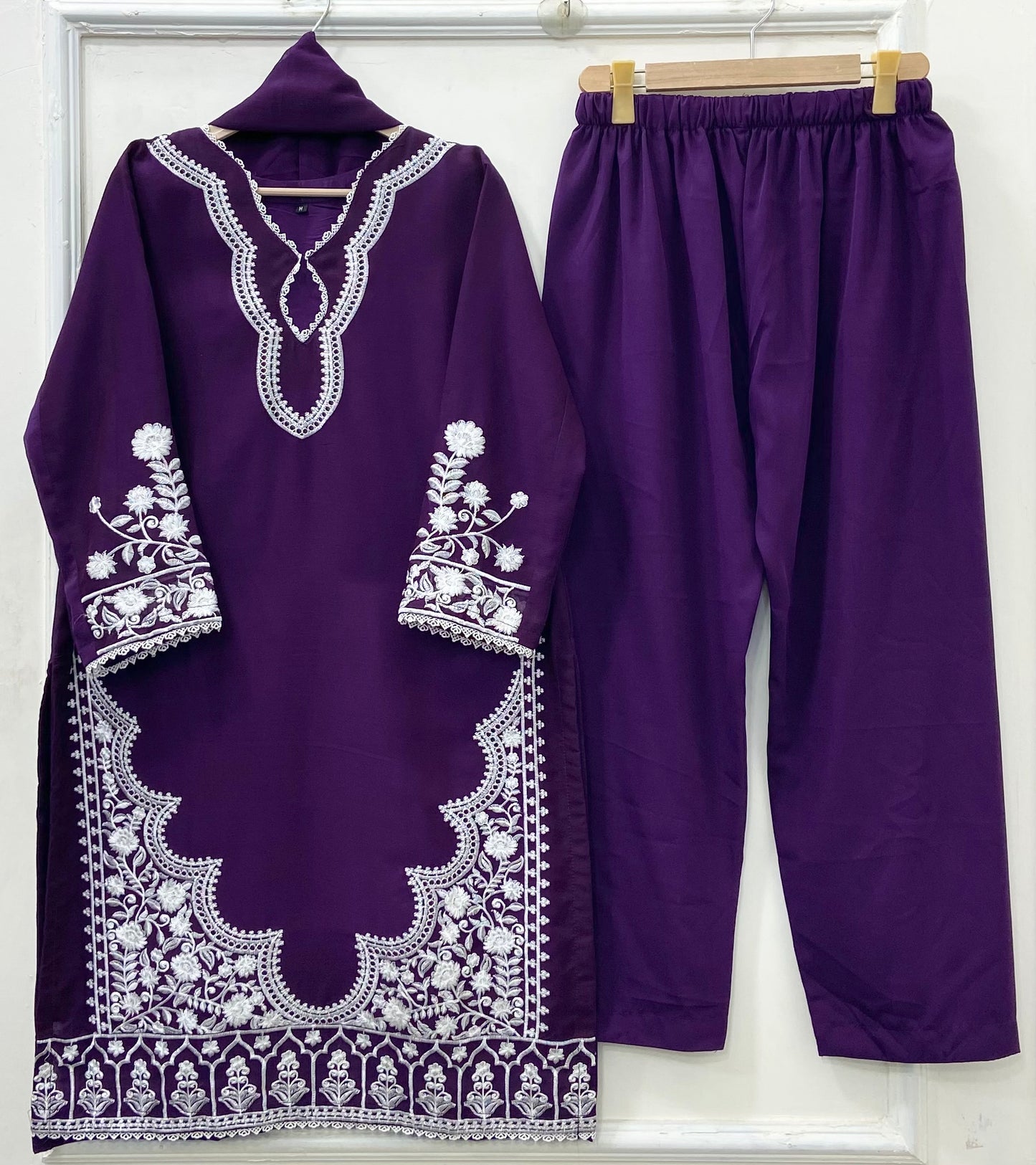 Maharani 3PC (Chiffon) D-542