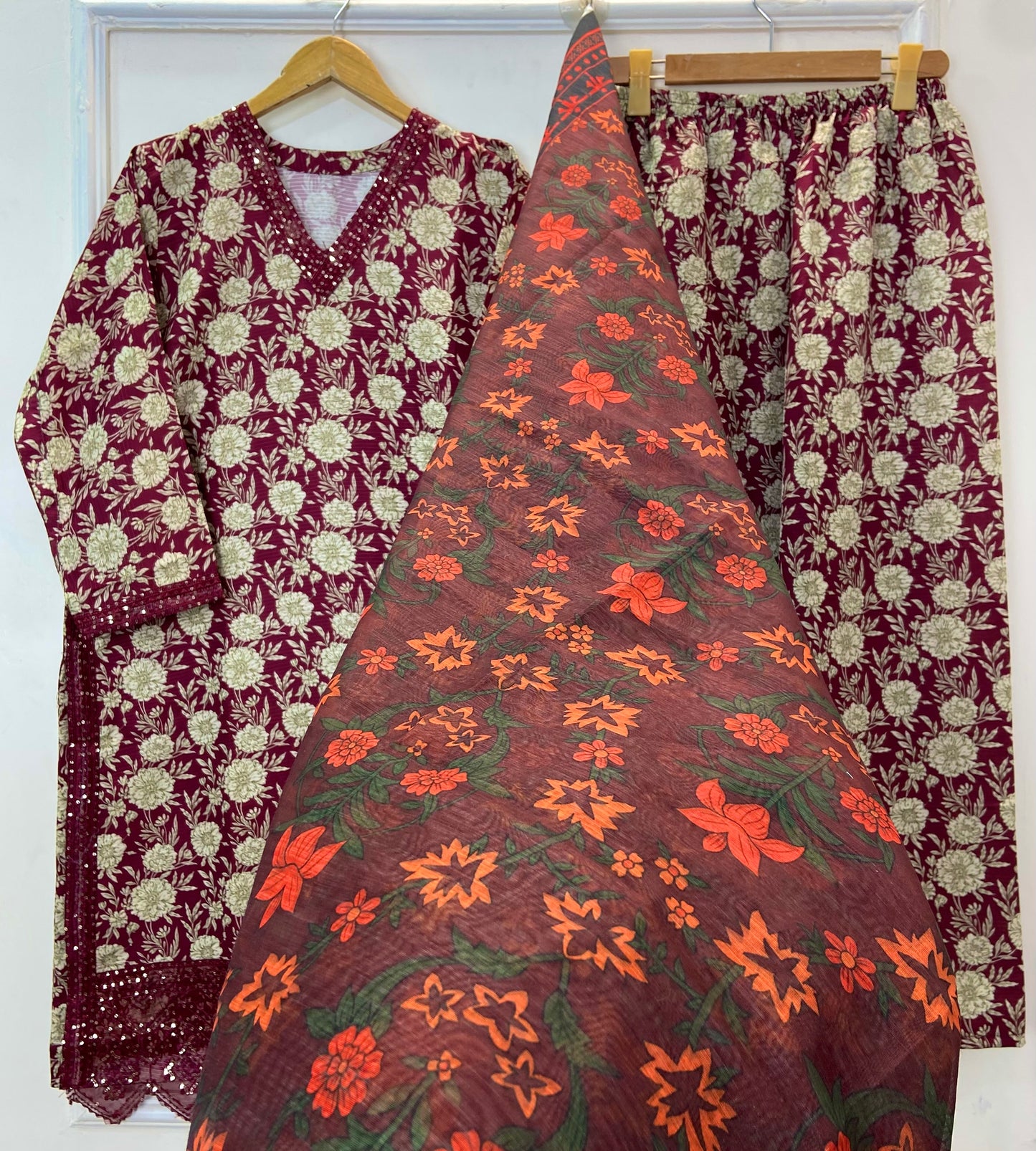 Sequins Embroidered Chic 3PC (Bana Dora Silk) D-296