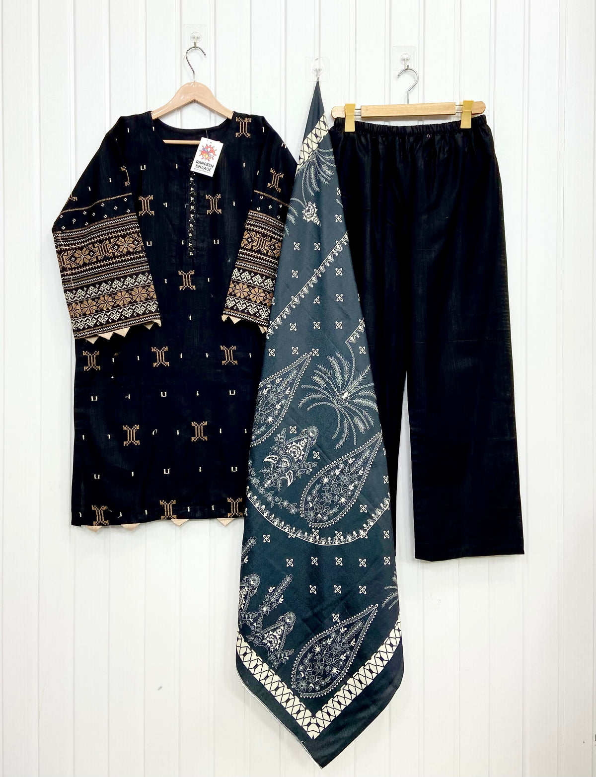Article: D-1197 Khaddar 3piece