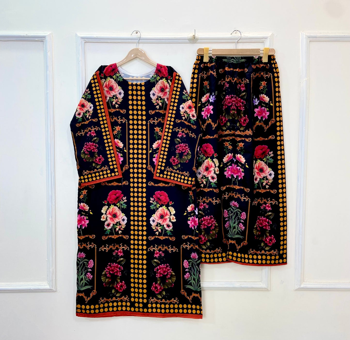Pop Up Co-Ord Set (Swiss Silk) D-324