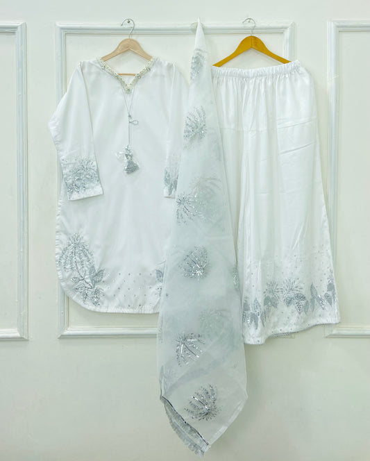 Laila Embroidered 3PC (Sheesha Silk) D-460