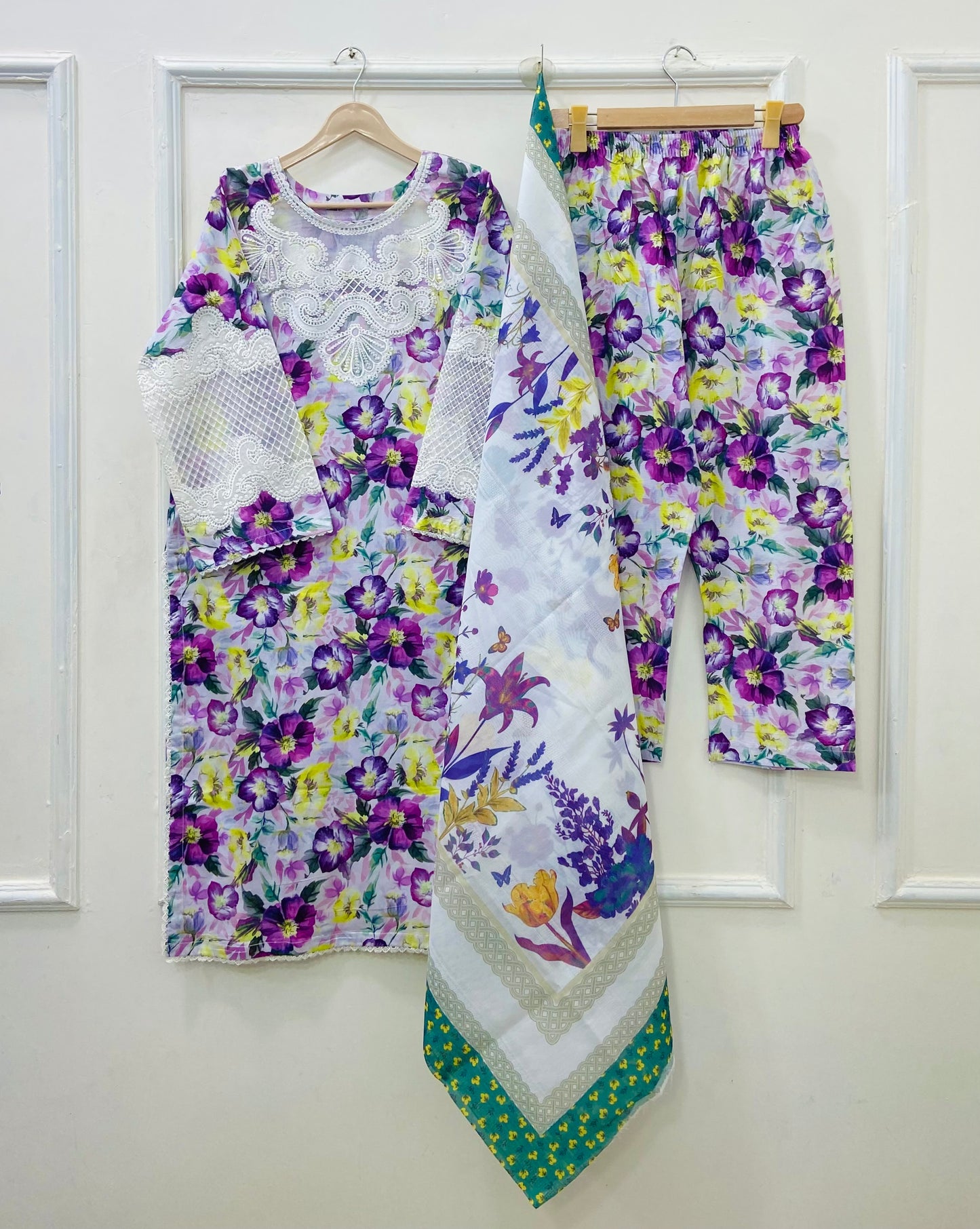Lotus 3PC (Premium Lawn) D-492