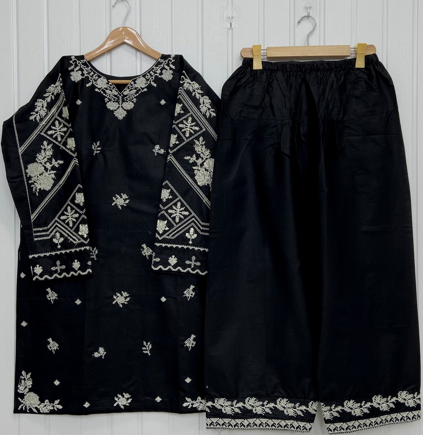 Article no: D-790 Cotton Lawn