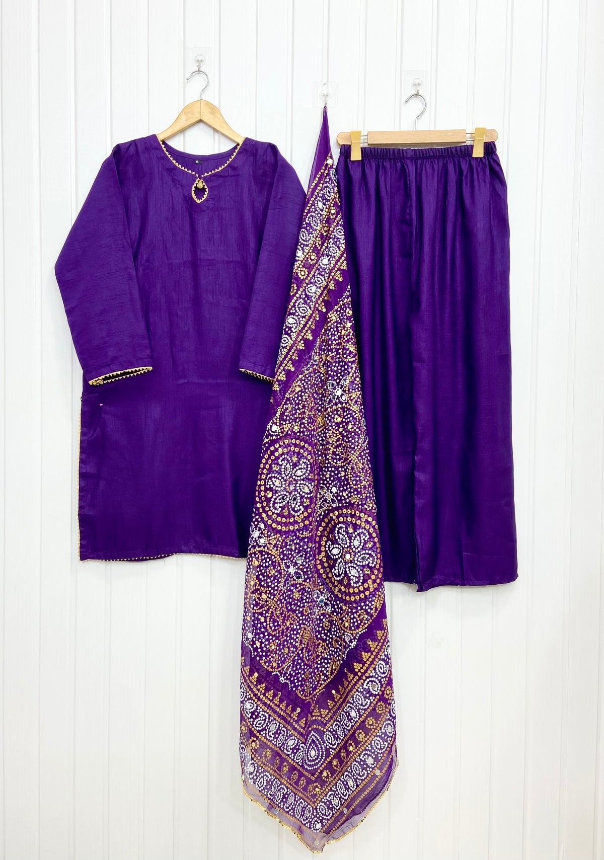 Article: D-982 Raw Silk