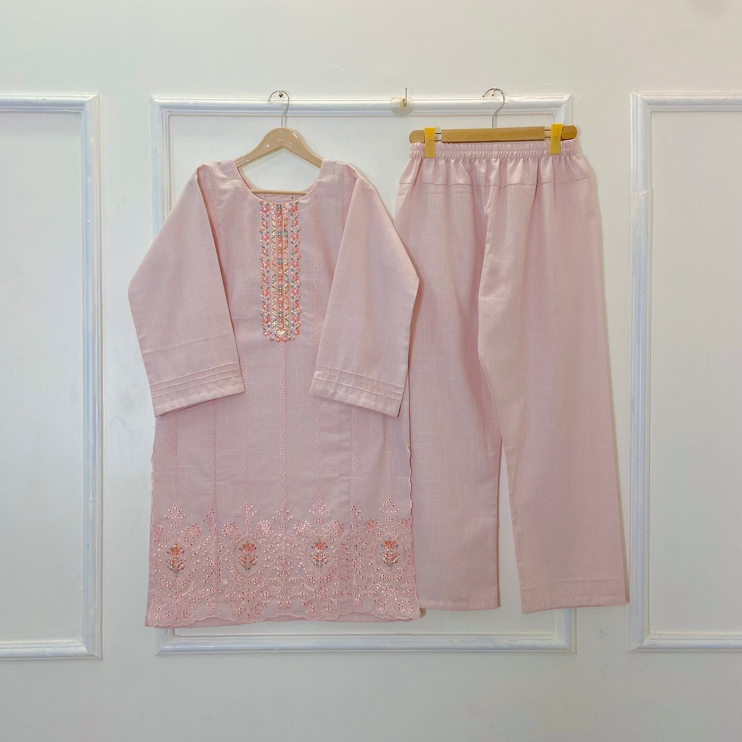 Blush Pink Embroidered 2PC (Khaddar) D-301