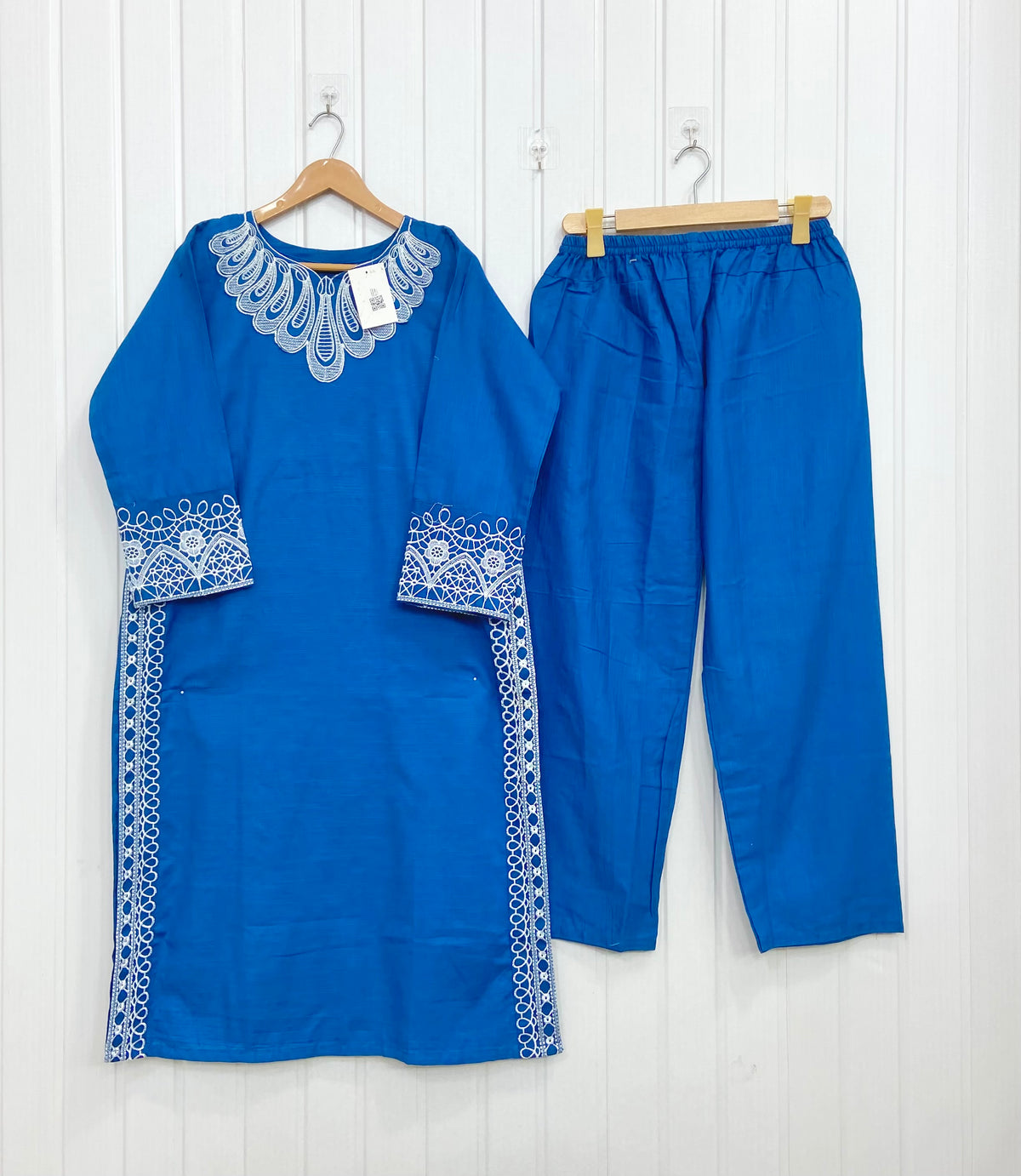 Article No: D-1164 | KHADDAR