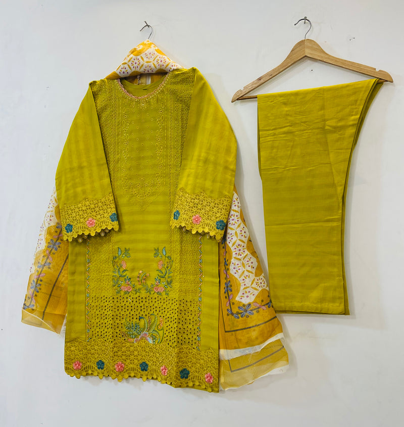 Chicken Kari Embroidered 3PC (Premium Cotton) D-55
