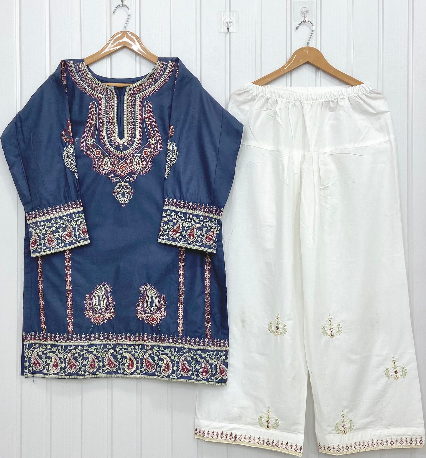 Sophia | Premium Farshi D-807