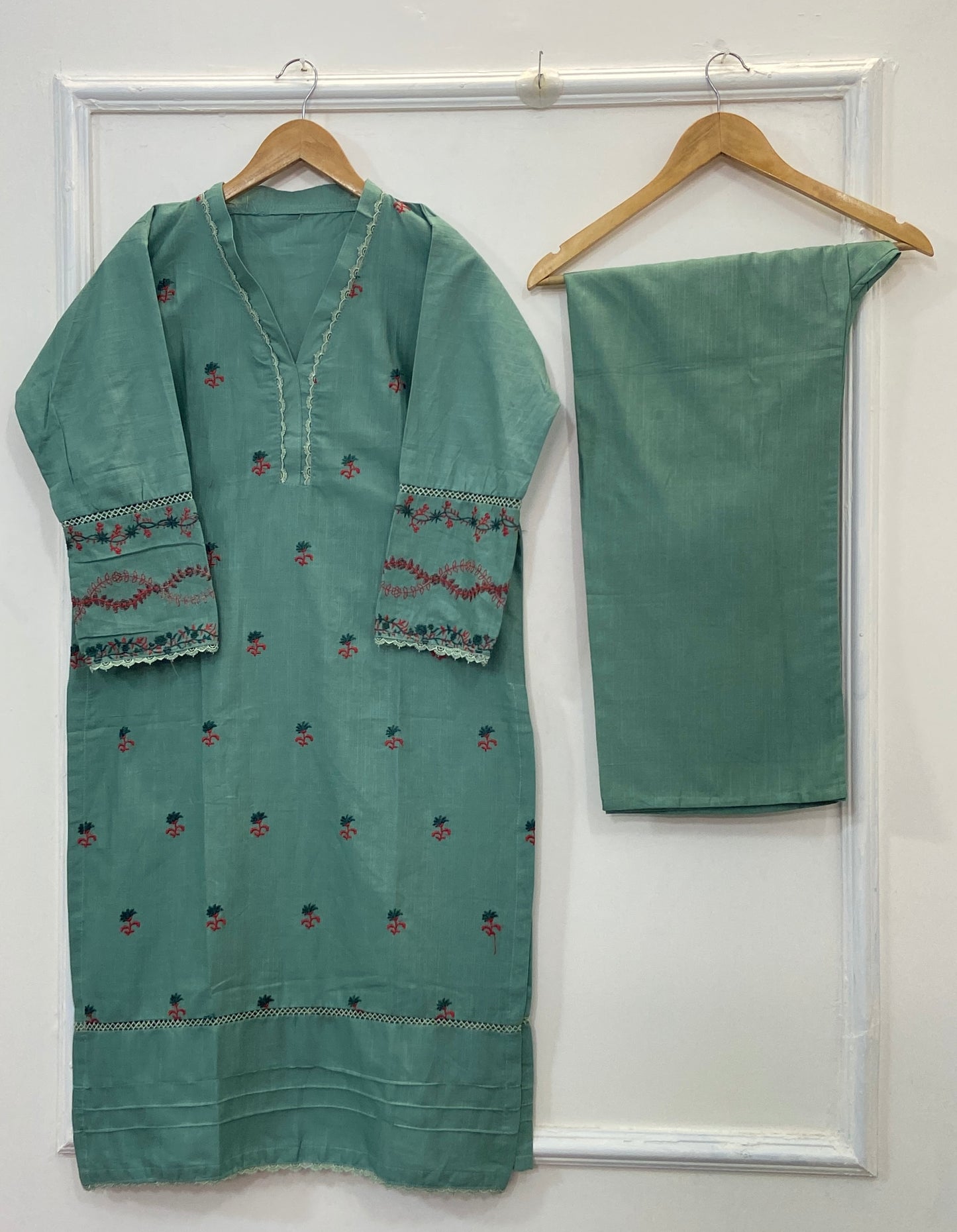 Charming Embroidered 2PC (Best Seller) (Khaddar) D-164