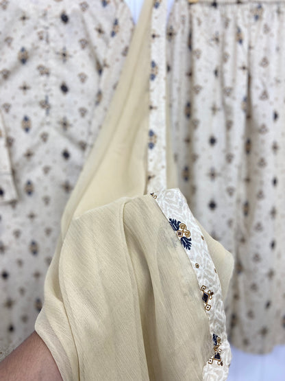 Gul-e-Rana | Lawn D-743