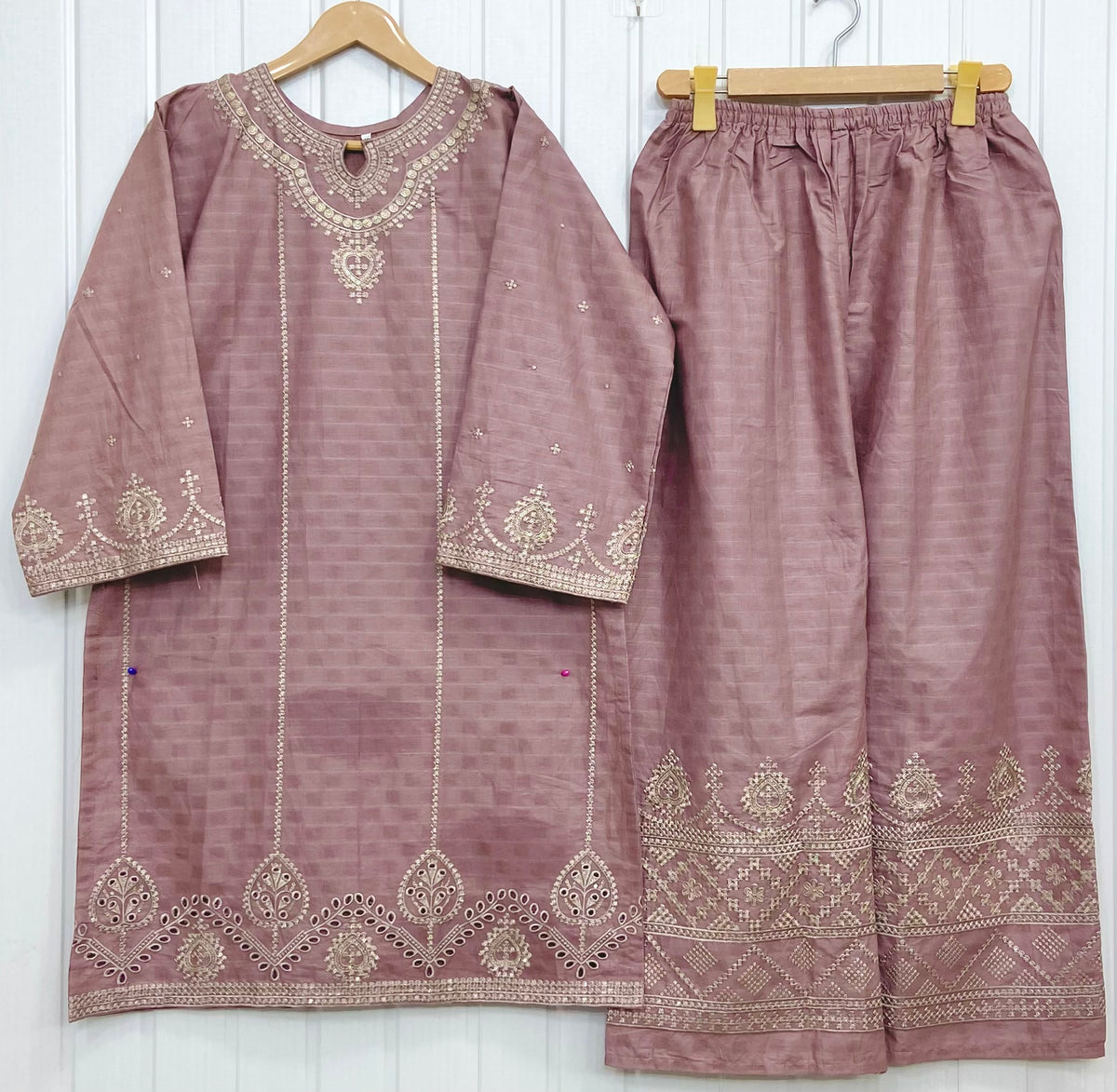 Article No: D-920 Cotton