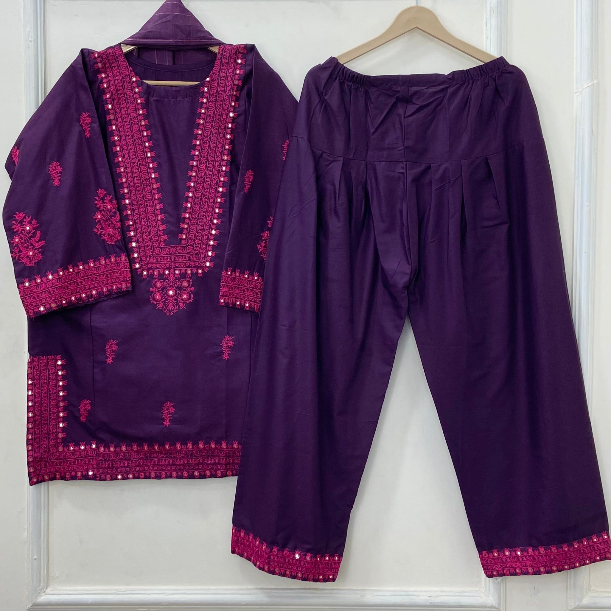 Foil Embroidered Bliss 3PC (Premium Cotton) D-454