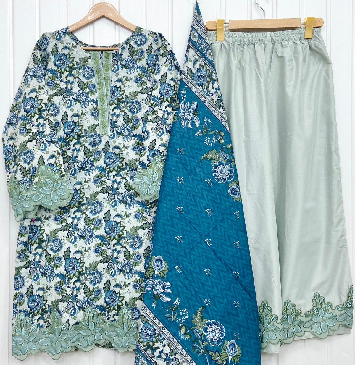 Article No: D-1012 Lawn