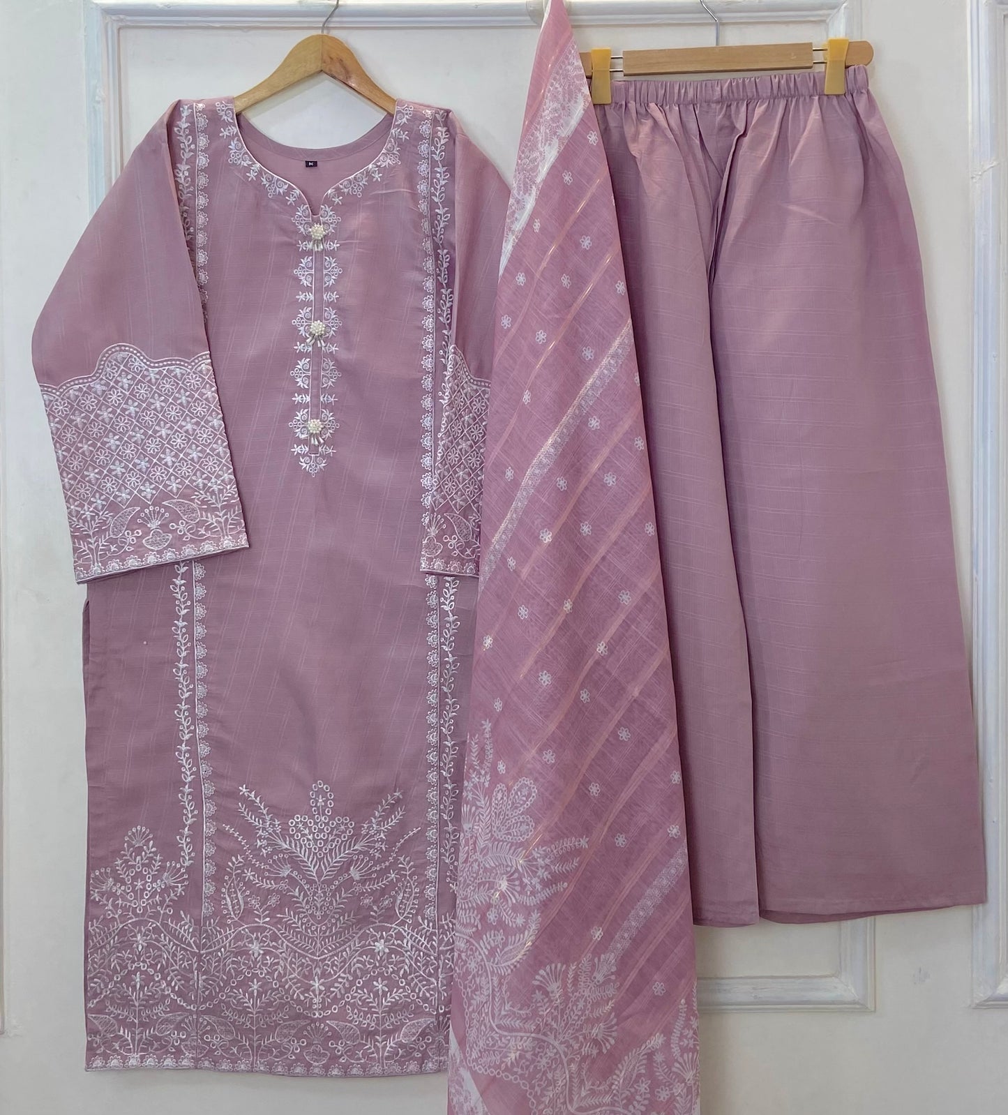 Long-Length Rich Embroidered Beauty 3PC (Premium Cotton) D-335