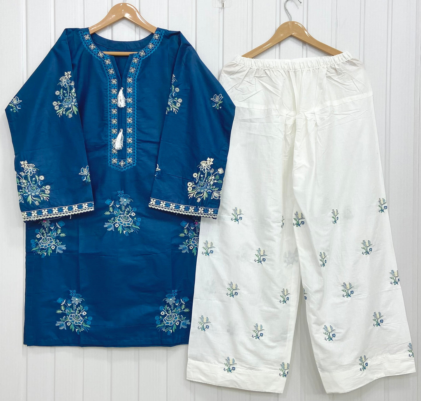Article no: D-871 Cotton Lawn