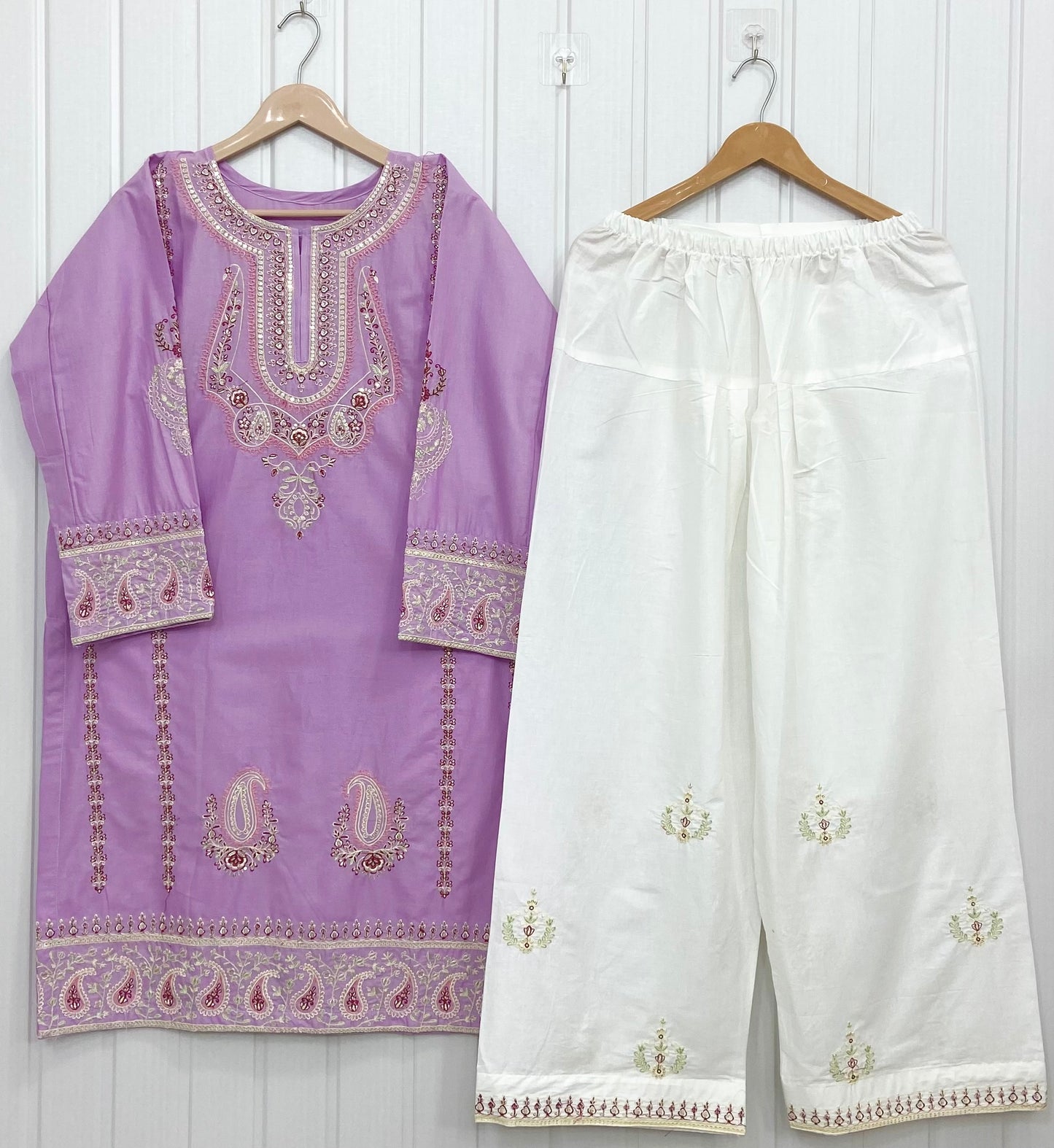 Sophia | Premium Farshi D-807