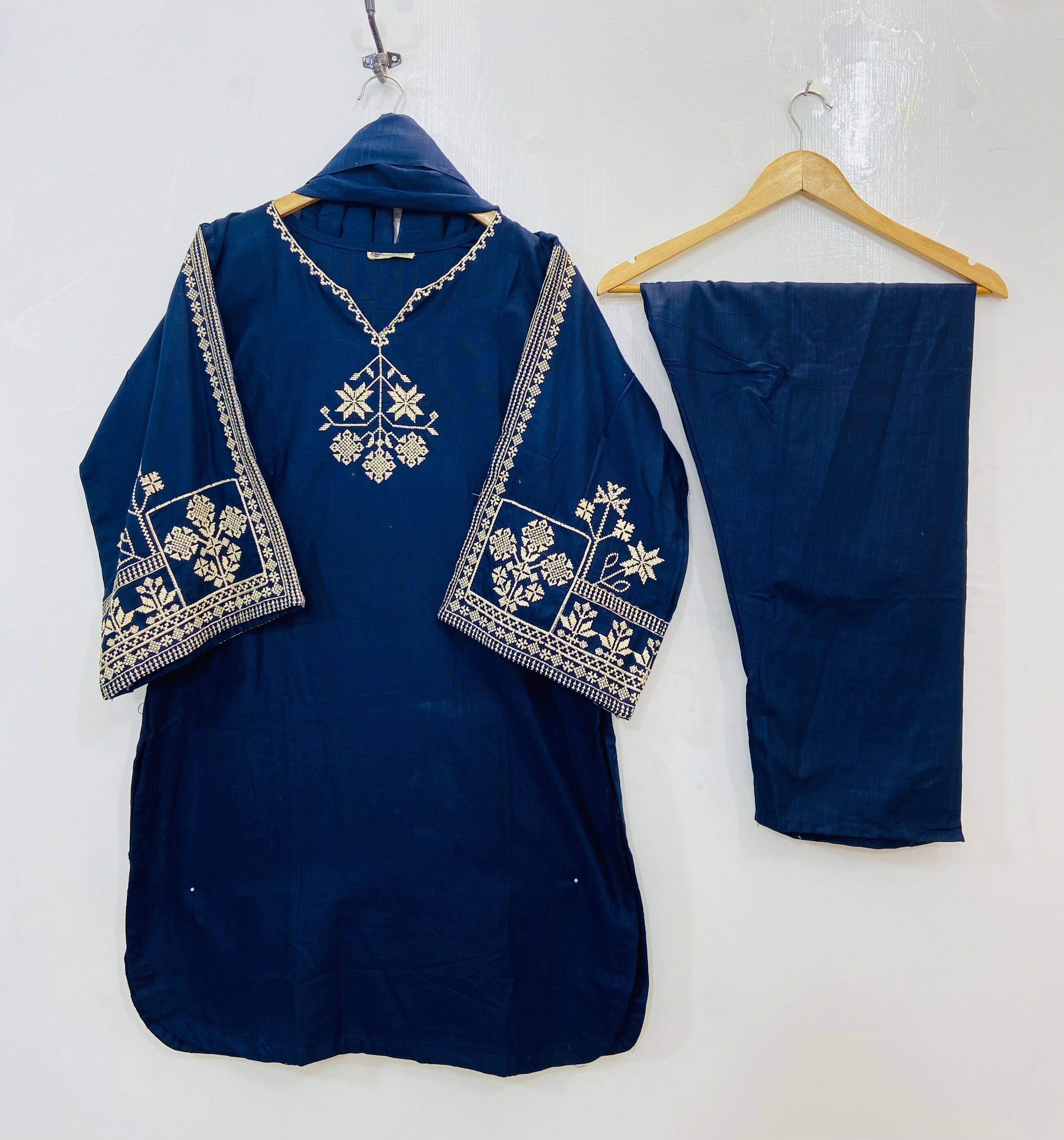 Perfect Pocketful 3PC (Khaddar) D-137