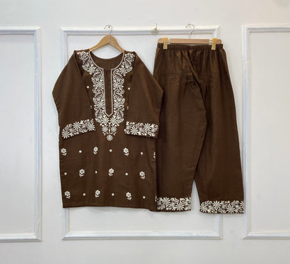 Embroidered Farshi Style 2PC 
(Khaddar) D-285
