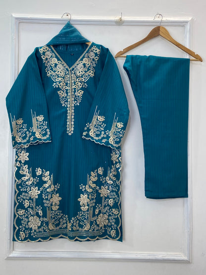Richly Embroidered Luxe 3PC (Khaddar) D-276