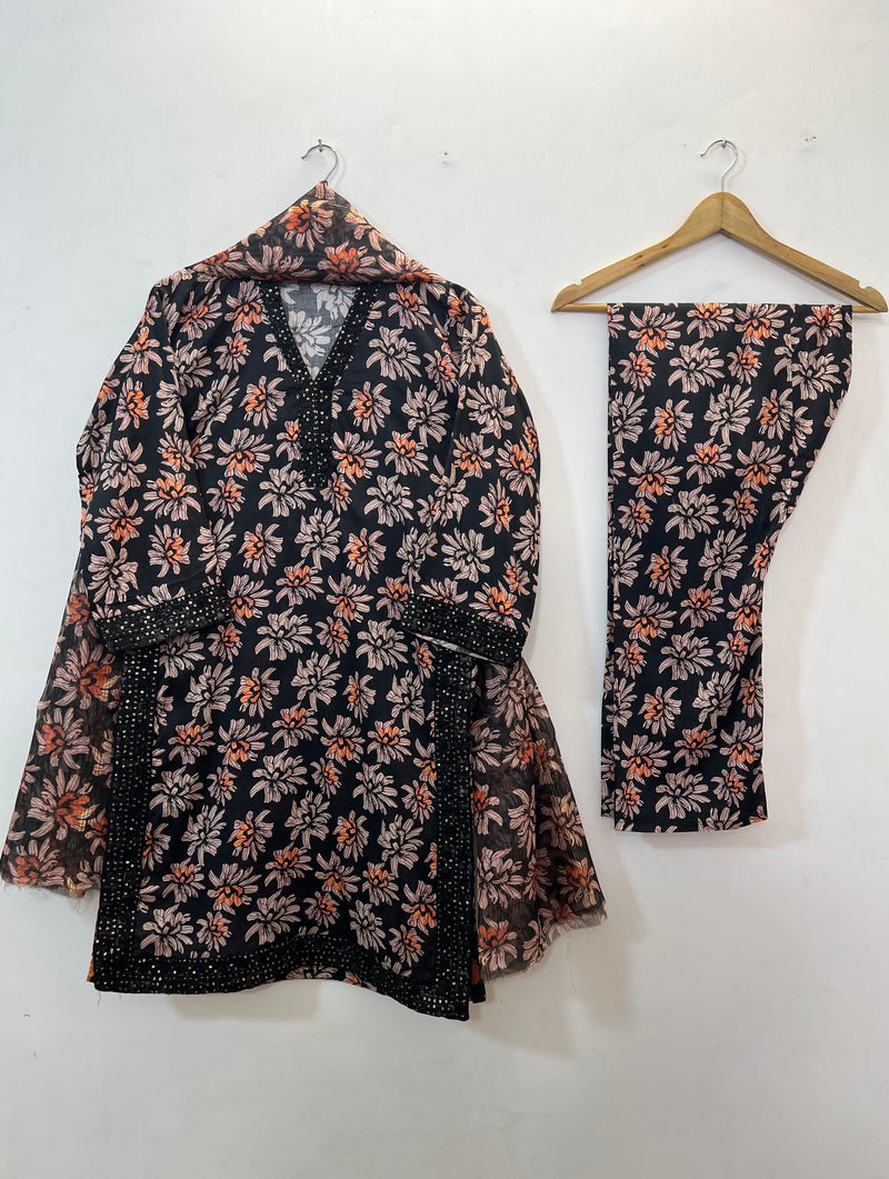 Embroidered 3PC (Lawn) 01-Black