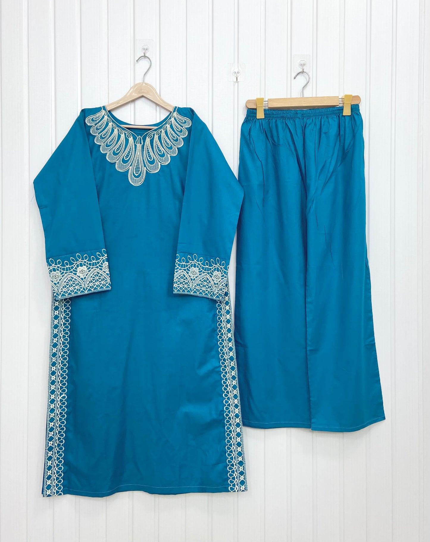 Naazi | Long 2PC D-808
