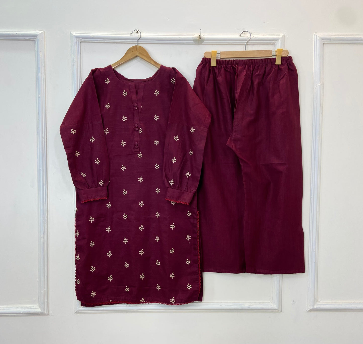 Regular Embroidered Chic 2PC (Khaddar) D-223