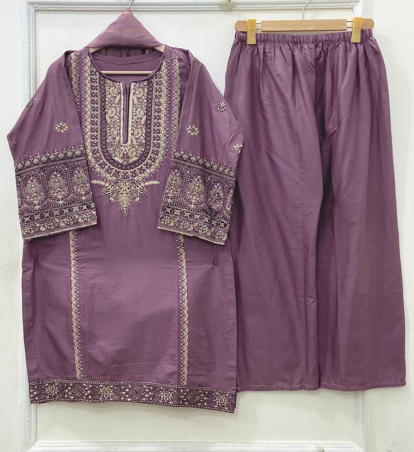 Embroidered | 3PC Cotton Lawn D-667