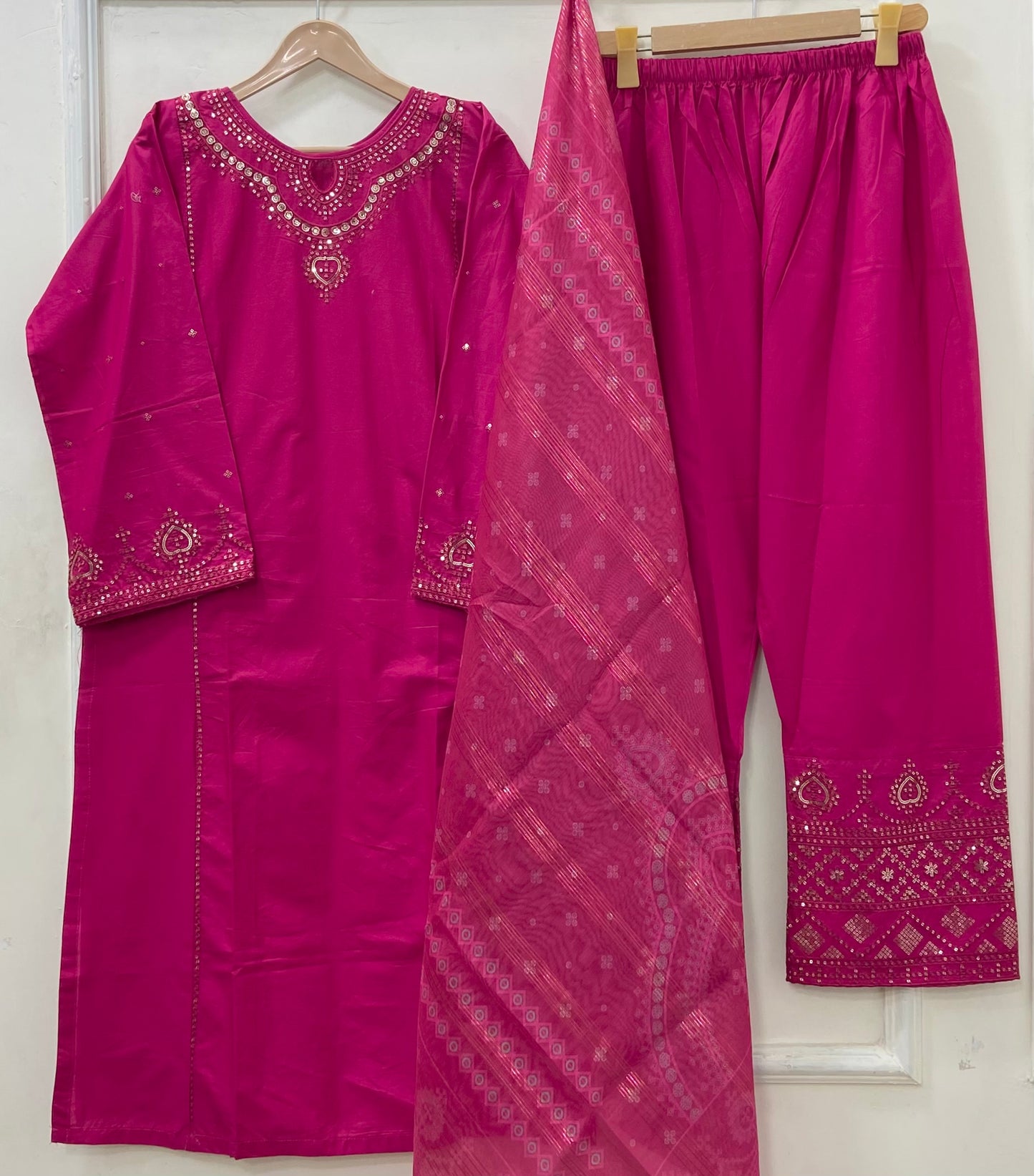 Guluna Formals | 3PC Lawn Cotton D-572