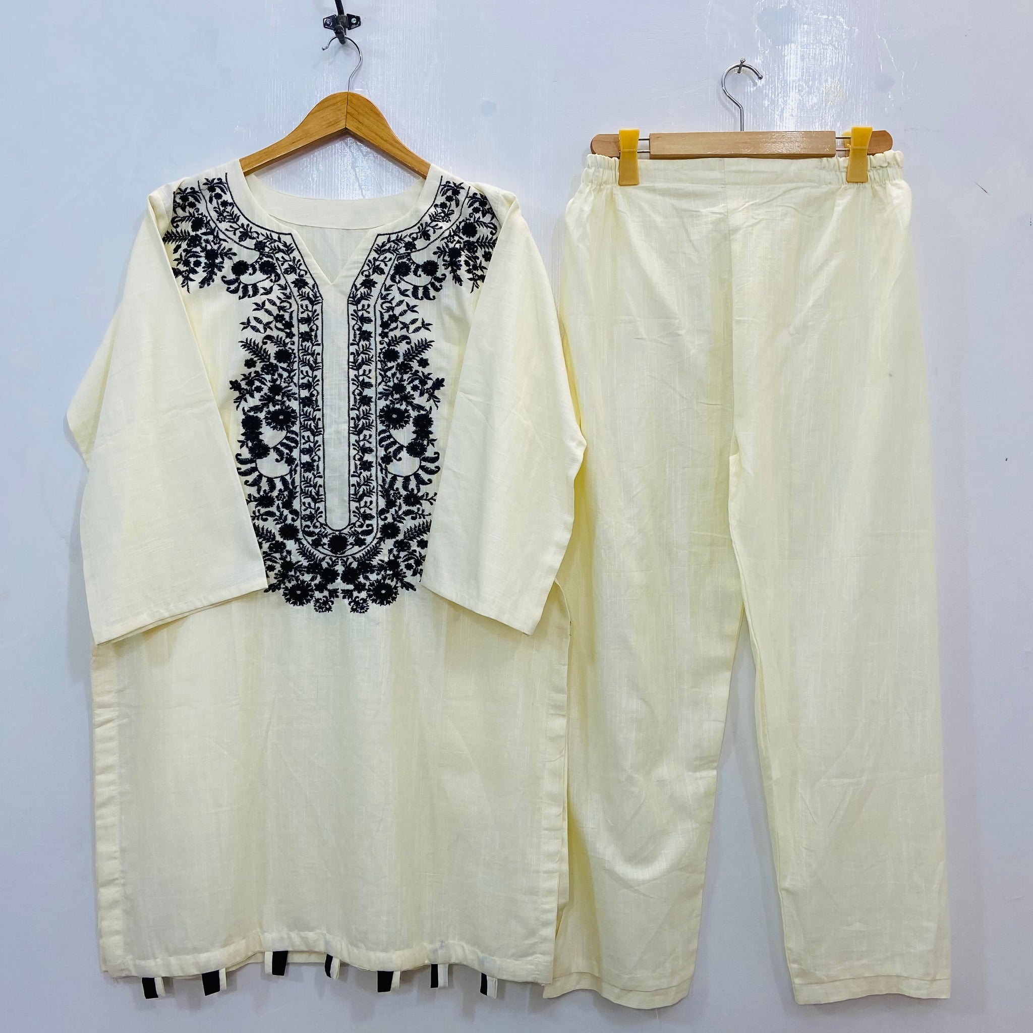 Moonlight 2PC (Khaddar) D-142