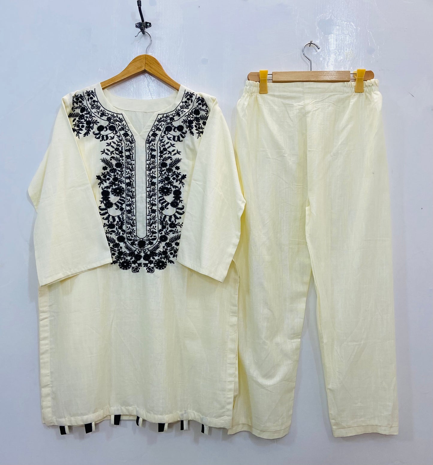 Moonlight 2PC (Khaddar) D-142