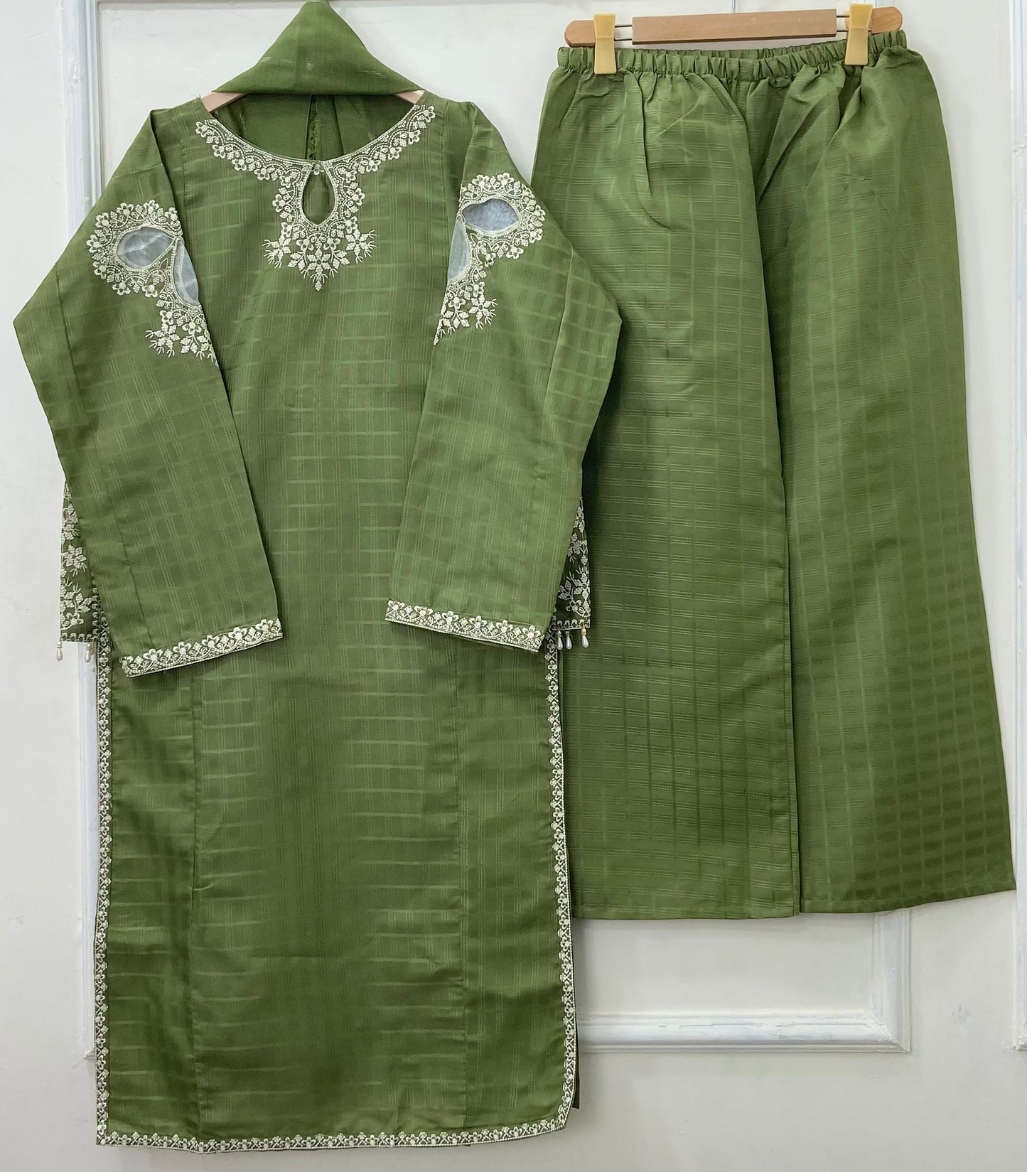 Front-Back Embroidered 3PC (Premium Cotton) D-432
