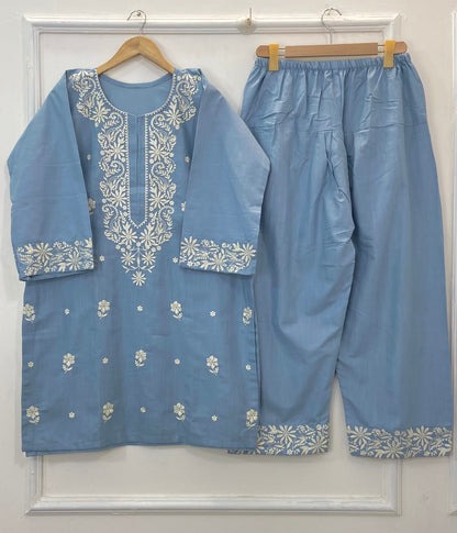 Trendy Embroidered Farshi Shalwar 2PC (Khaddar) D-235