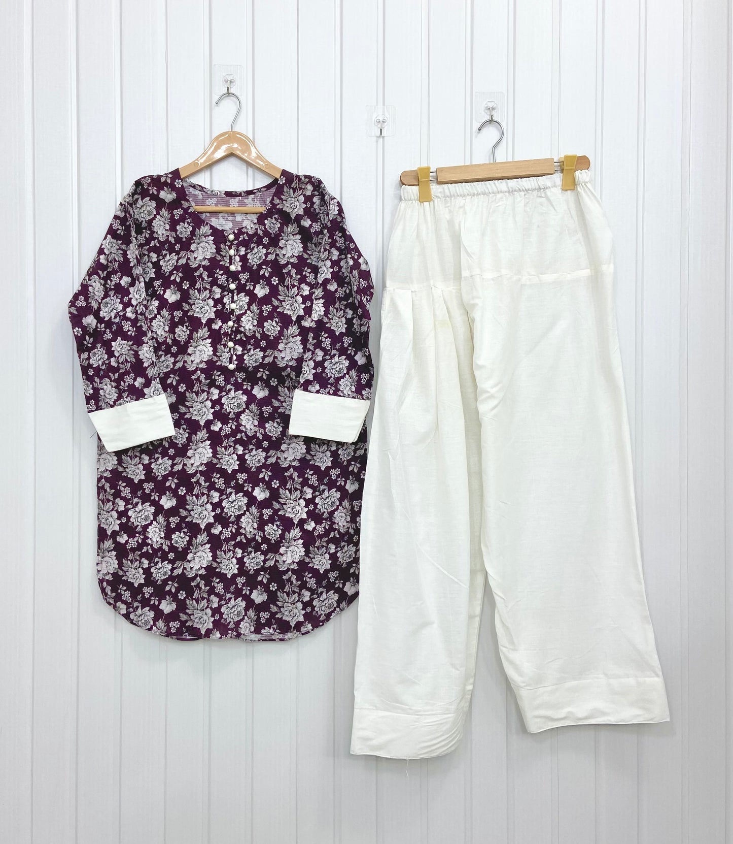 Article no: D-817 Bana Dora Lawn