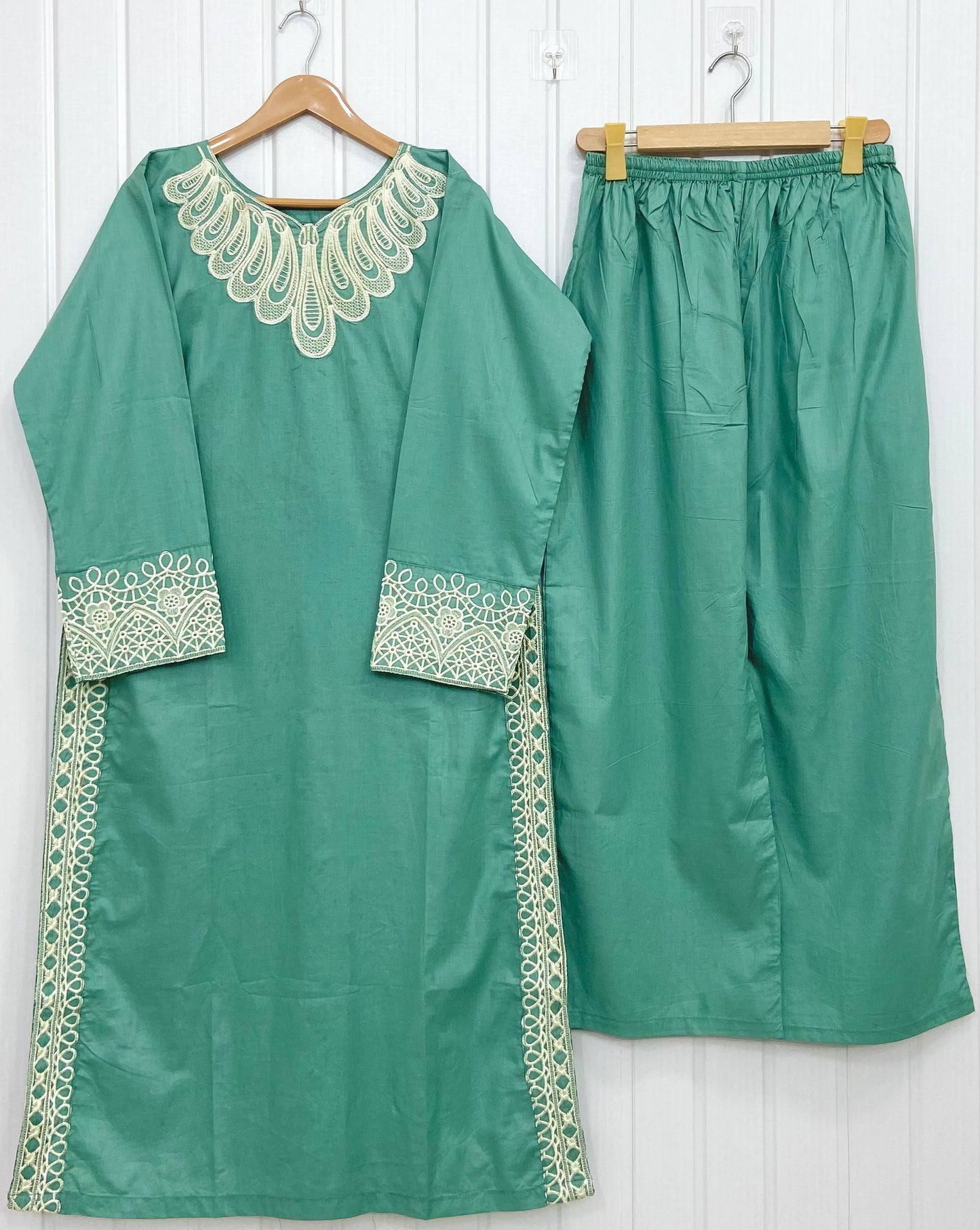 Naazi | Long 2PC D-808