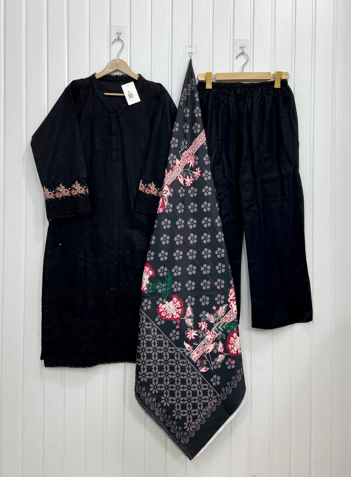 Article No: D-1142 | KHADDAR
