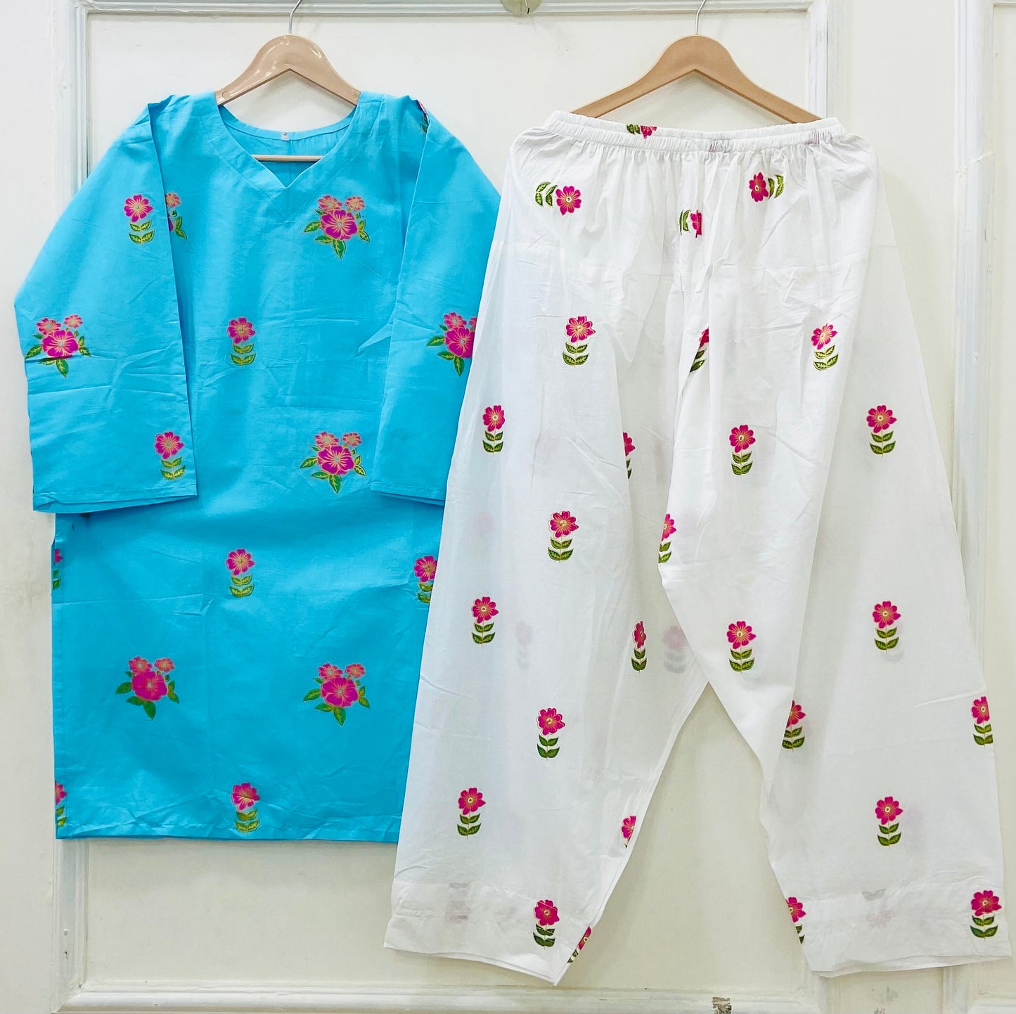 Article No: D-703 Cotton Lawn