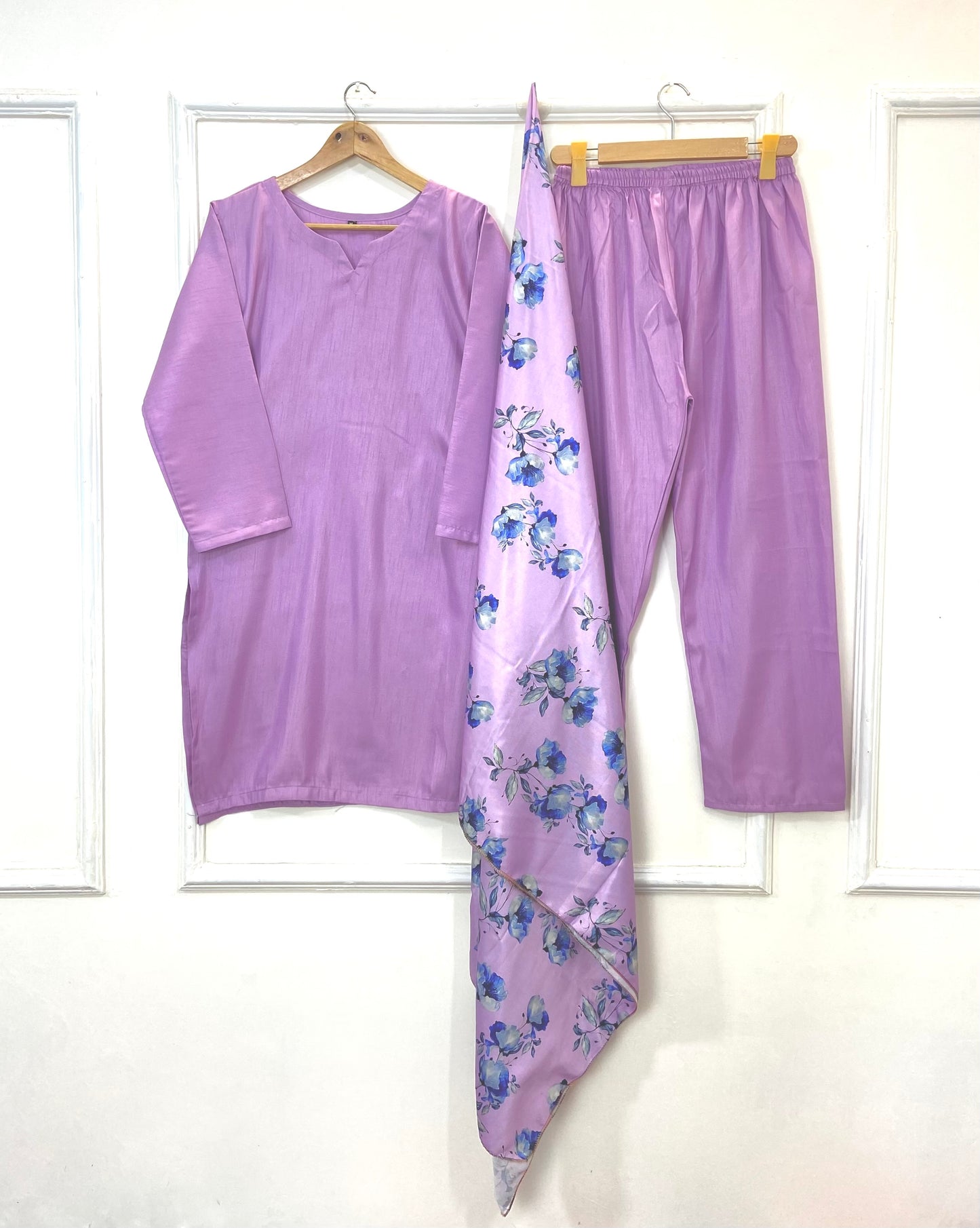 Woolen Shawl Luxe 3PC (Raw Silk) D-168