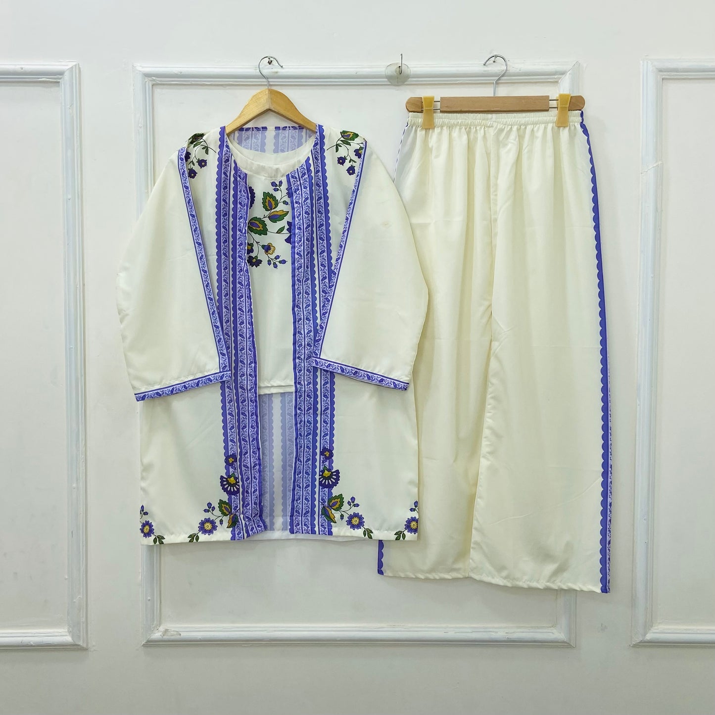 Gown & Tea Co-Ord Set (Swiss Silk) D-445