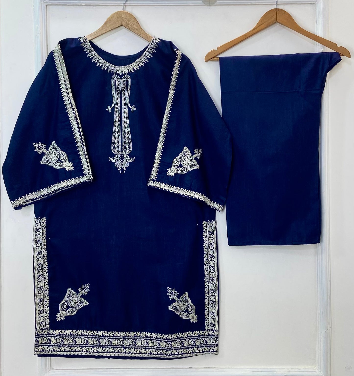 Front & Back Embroidered 2PC (Khaddar) D-320