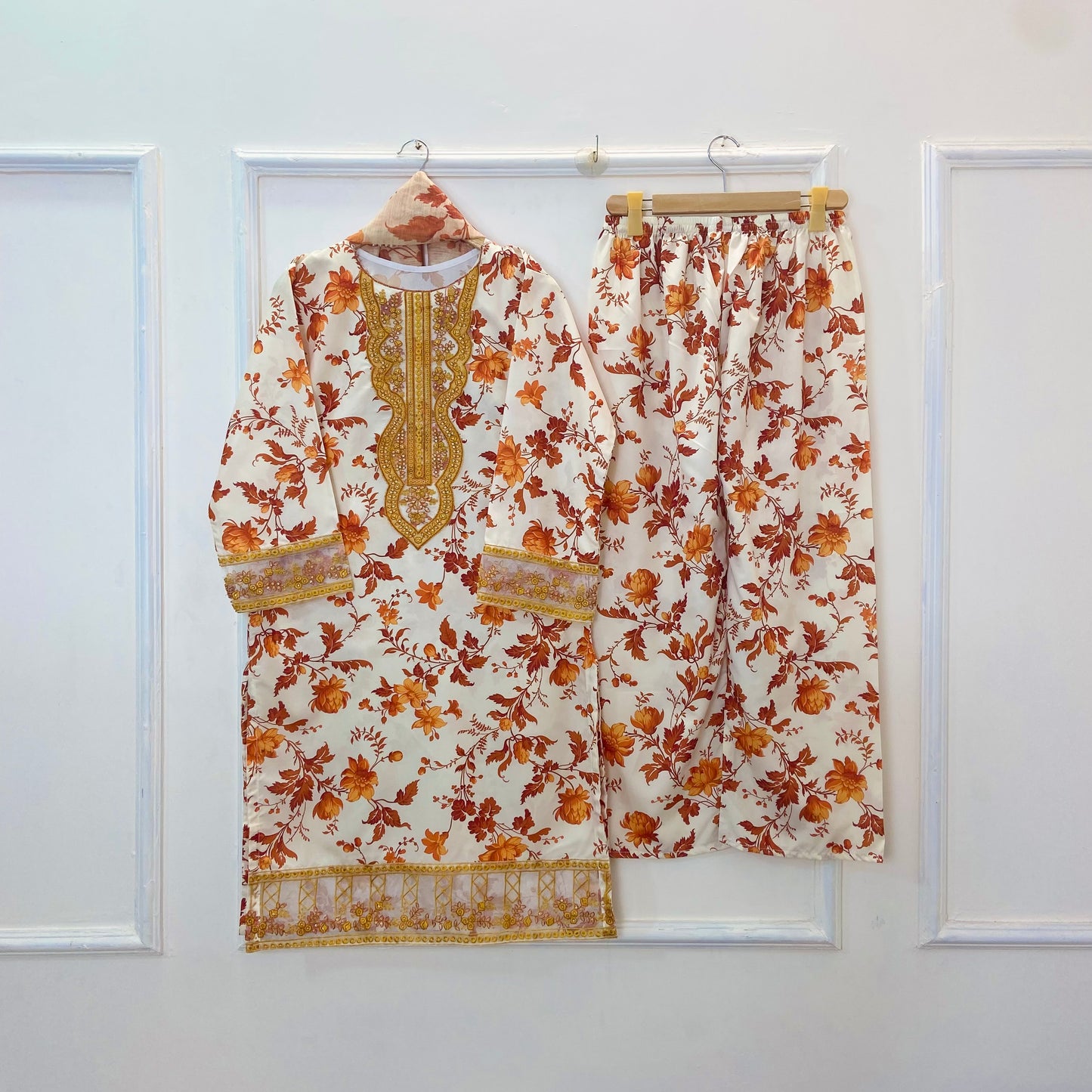 Chandni Embroidered 3PC (Swiss Silk) D-309