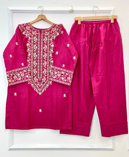 Farshi Finesse 2PC (Hot Seller) (Khaddar) D-179