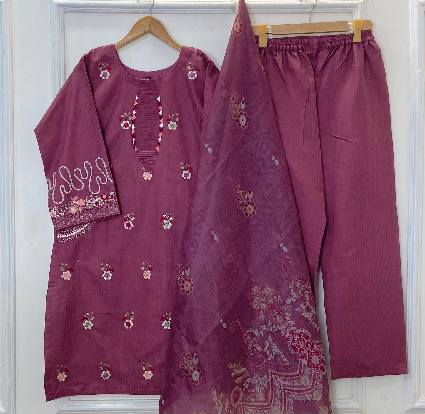 Pocket Beauty Embroidered 3PC (Premium Cotton) (Eid Arrivals) D-334