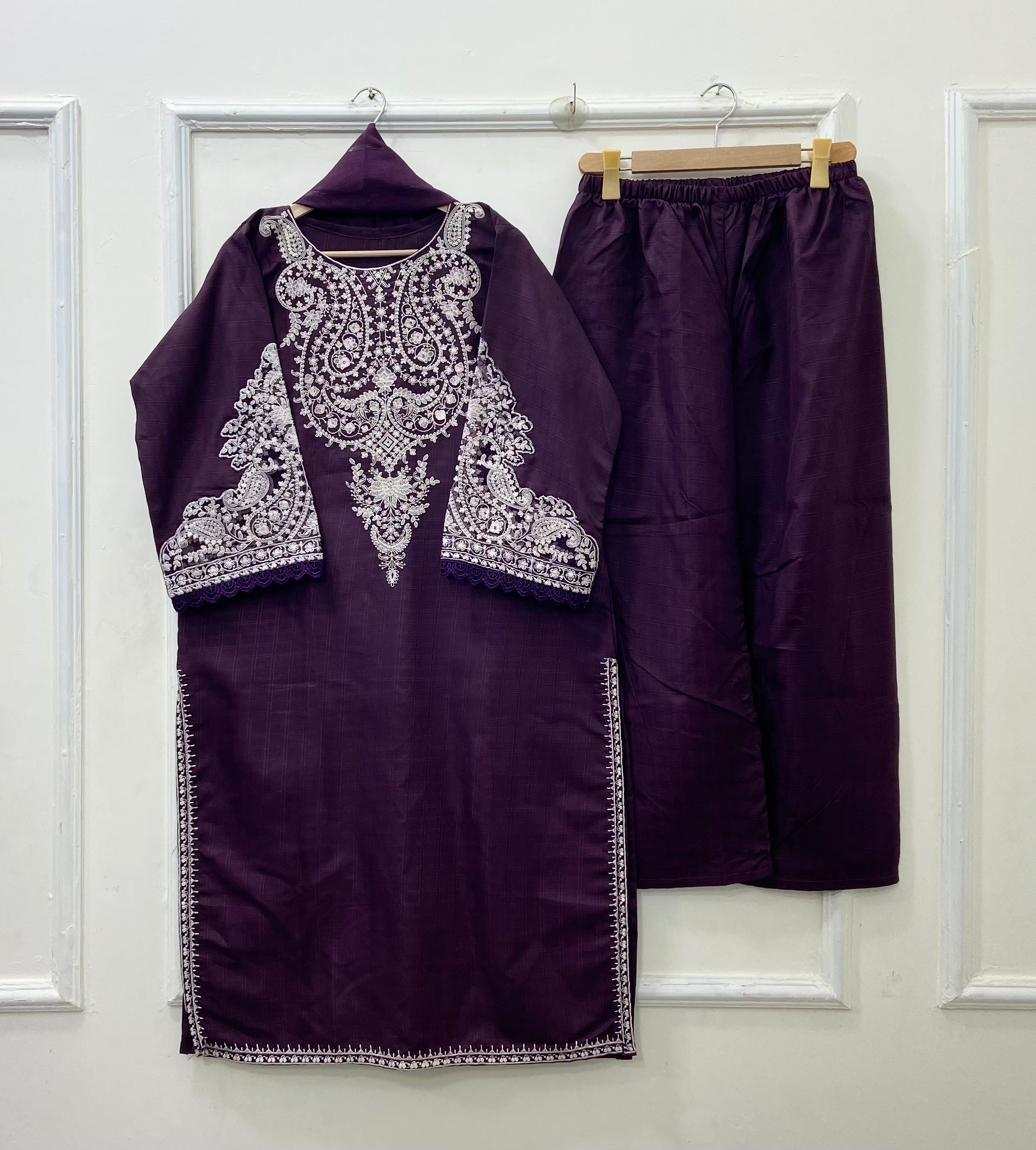 Maria.B 3PC (Premium Cotton) D-493 – Rangeen Dhaage