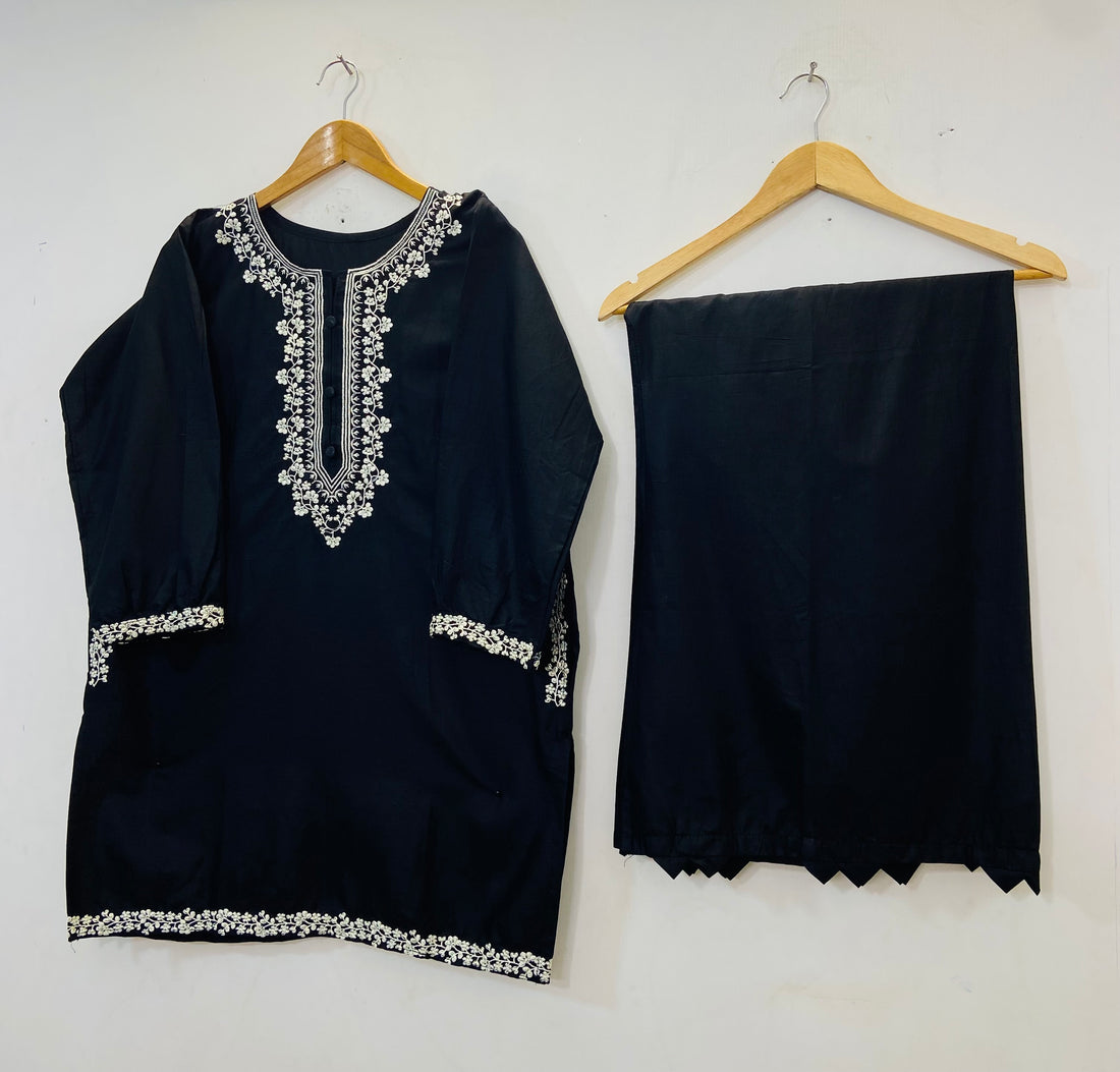 Embroidered Pocketful Co-Ord Set (Cotton) D-77