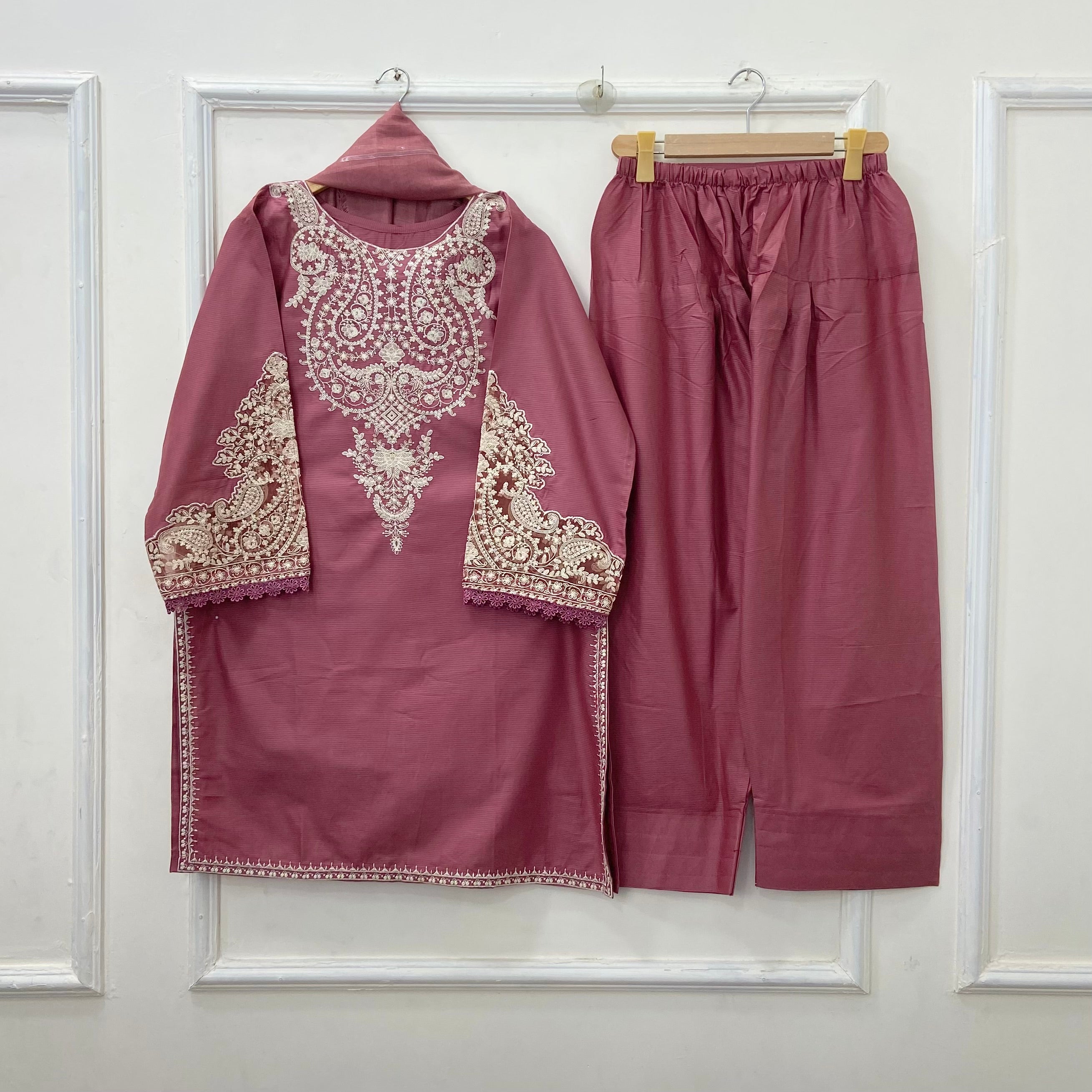 Maria.B Embroidered 3PC (Premium Cotton) D-438