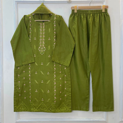 Classic Embroidered 3PC (Khaddar) D-307