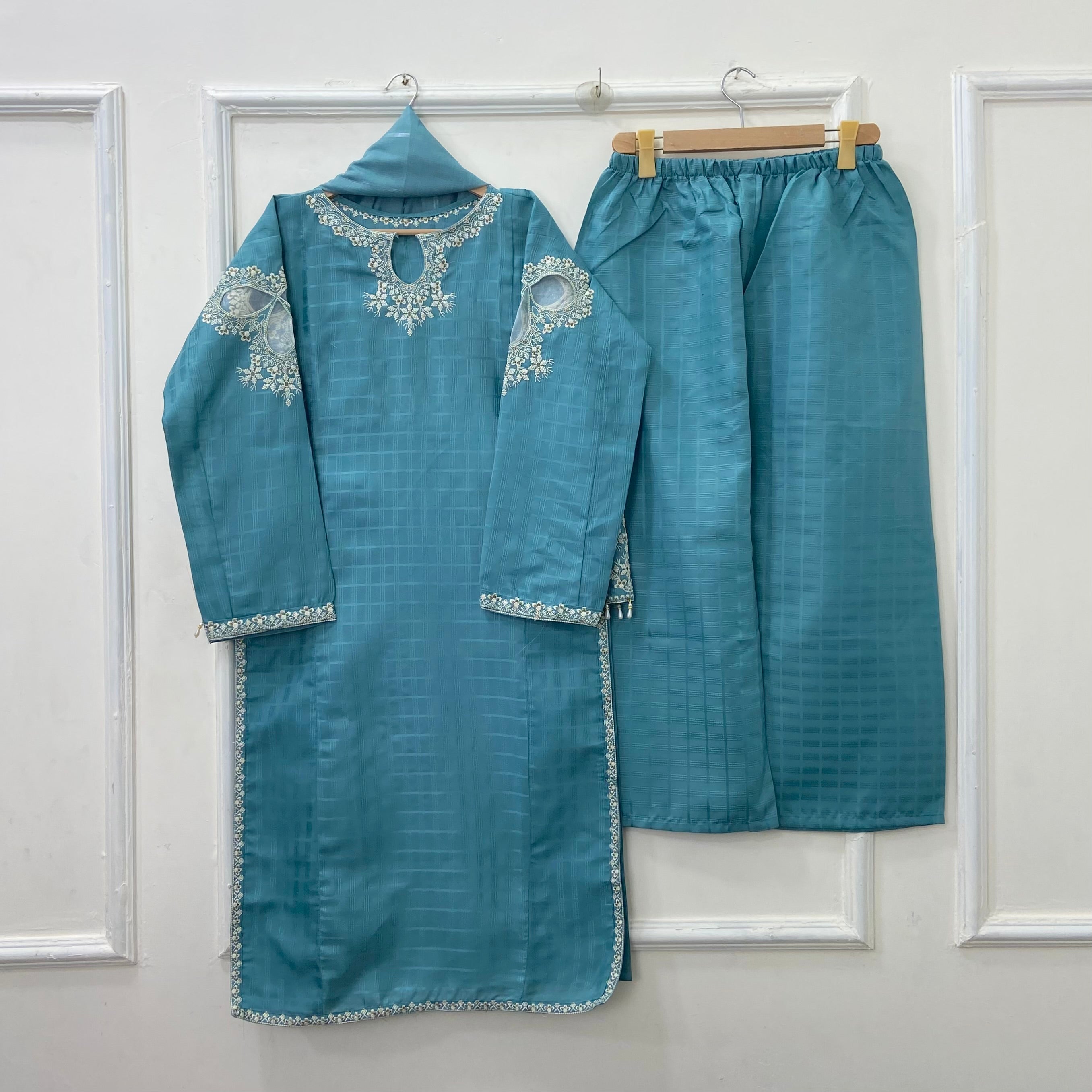 Front-Back Embroidered 3PC (Premium Cotton) D-432