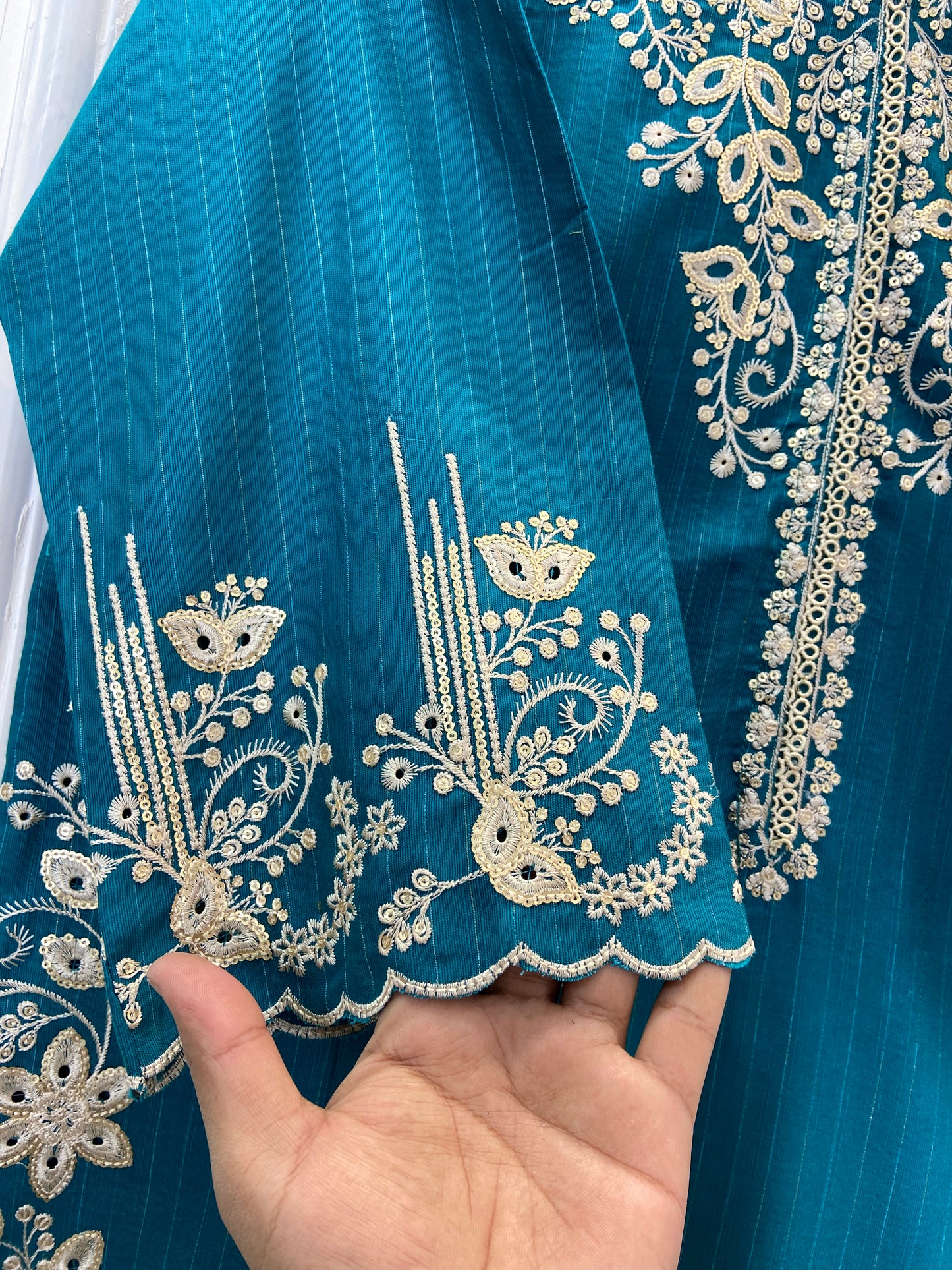 Richly Embroidered Luxe 3PC (Khaddar) D-276
